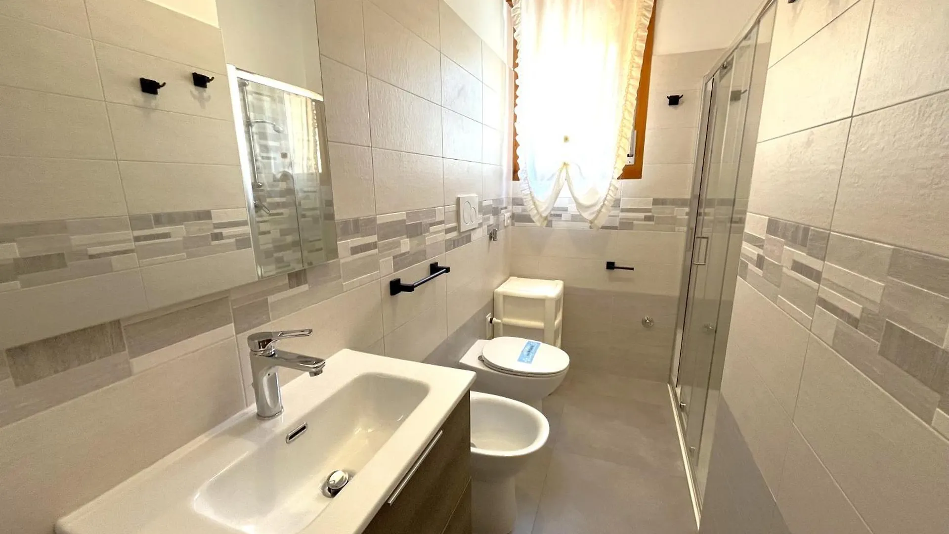 Villaggio Azzurro - Appartamenti Bibione 0*,