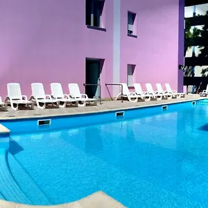 Regent Beach Apartment